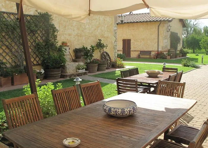 Podere Turicchio 住宿加早餐酒店 奥尔贝泰洛